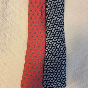 Vineyard Vines neckties - lot of 2